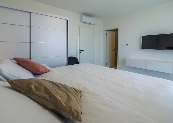 Celi Βίλα Valbandon